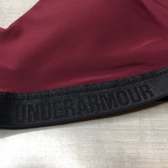 Under Armour Sports Bra - Picture 3 of 3